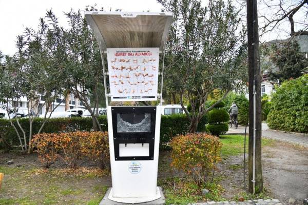 Fethiye’de Engelli Şarj İstasyonuna Saldırı