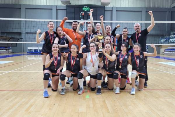 Küçükler Kategorisi Voleybol Muğla İl Şampiyonu Eczacıbaşı Zirvespor Kulübü