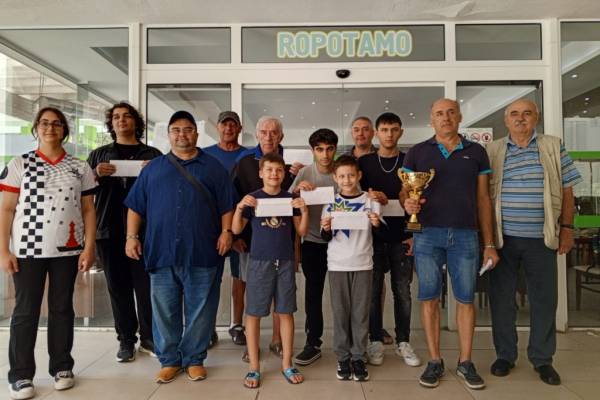 Büyükşehir Sporcularından Satranç’ta Büyük Başarı